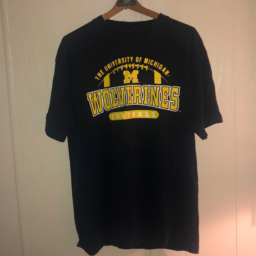 Used but great condition Michigan Wolverines Sz L